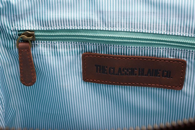 Classic Blade Genuine Leather Toiletry Bag - Green Lining - Image 5