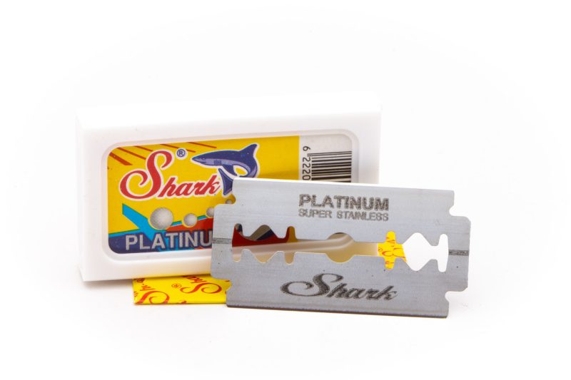 Shark Platinum Double-Edge Razor Blades – 5 Pack - Image 2